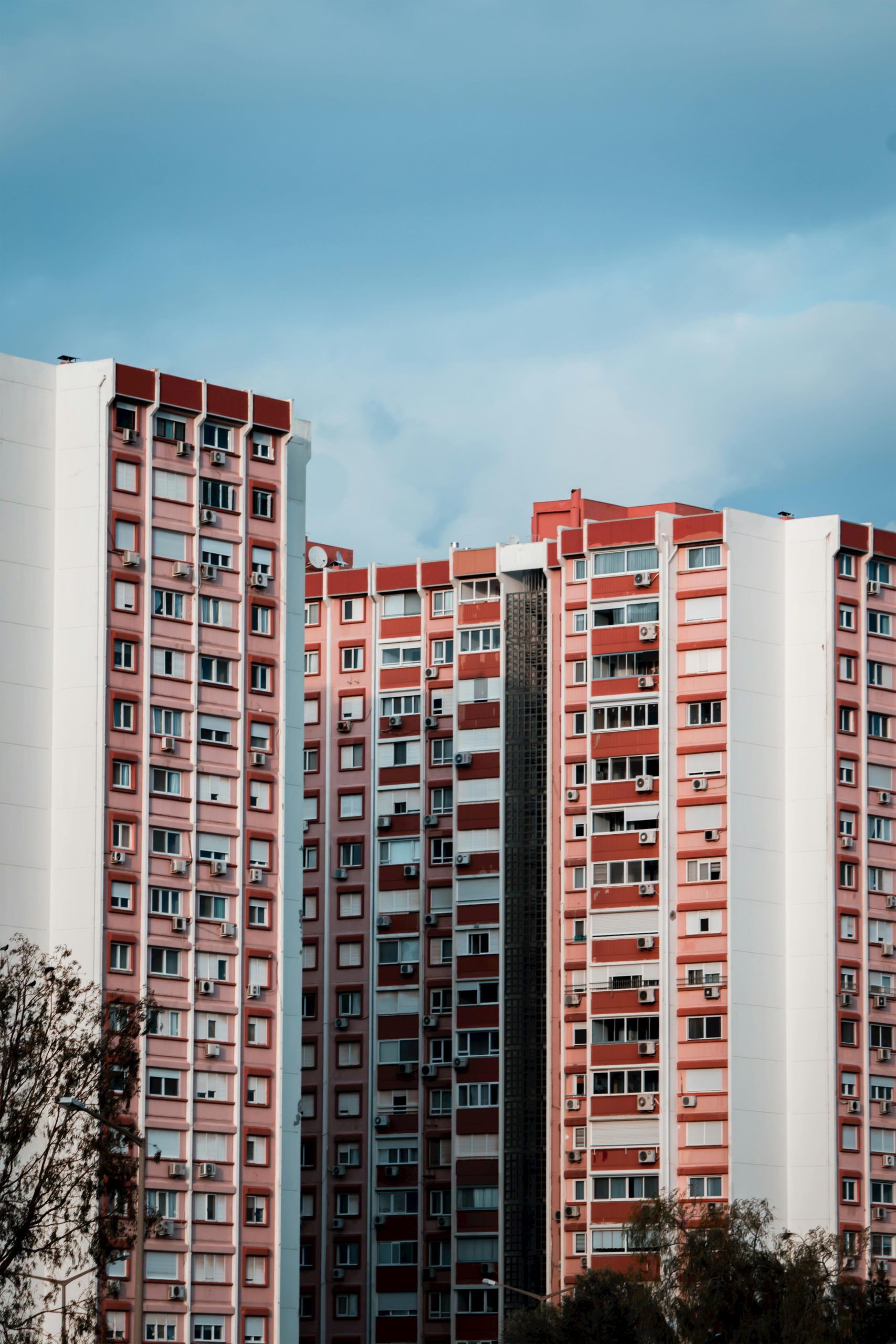 Real Estate Consultant : Residential flats